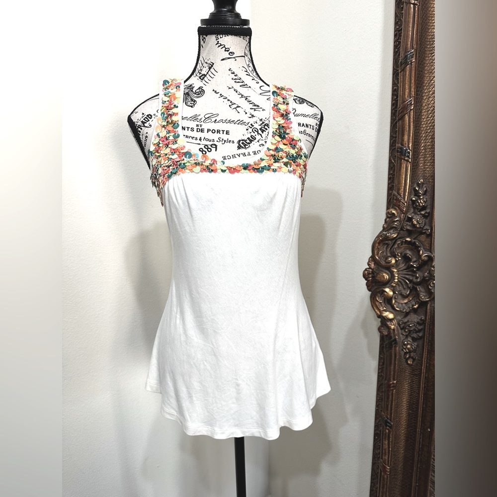 Catherine Malandrino off white with accented sequin sleeveless top